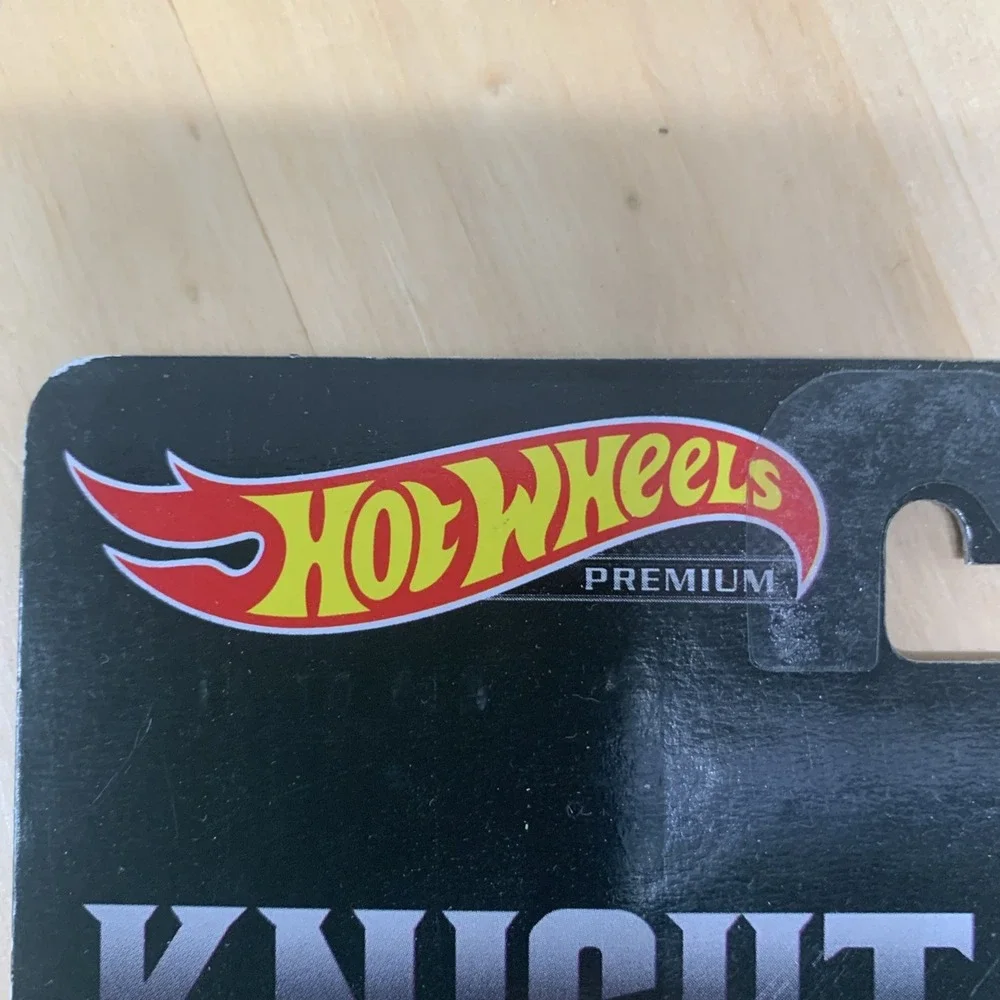 Hot Wheels Premium Retro Entertainment Knight Rider Car 1/64 Scale KITT New